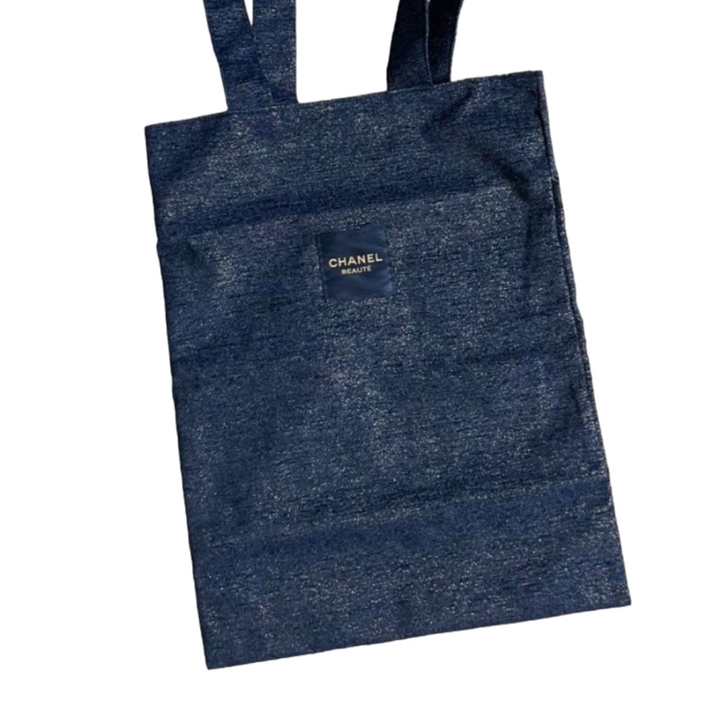 Chanel beauty Navy Tote Bag 2023 holiday